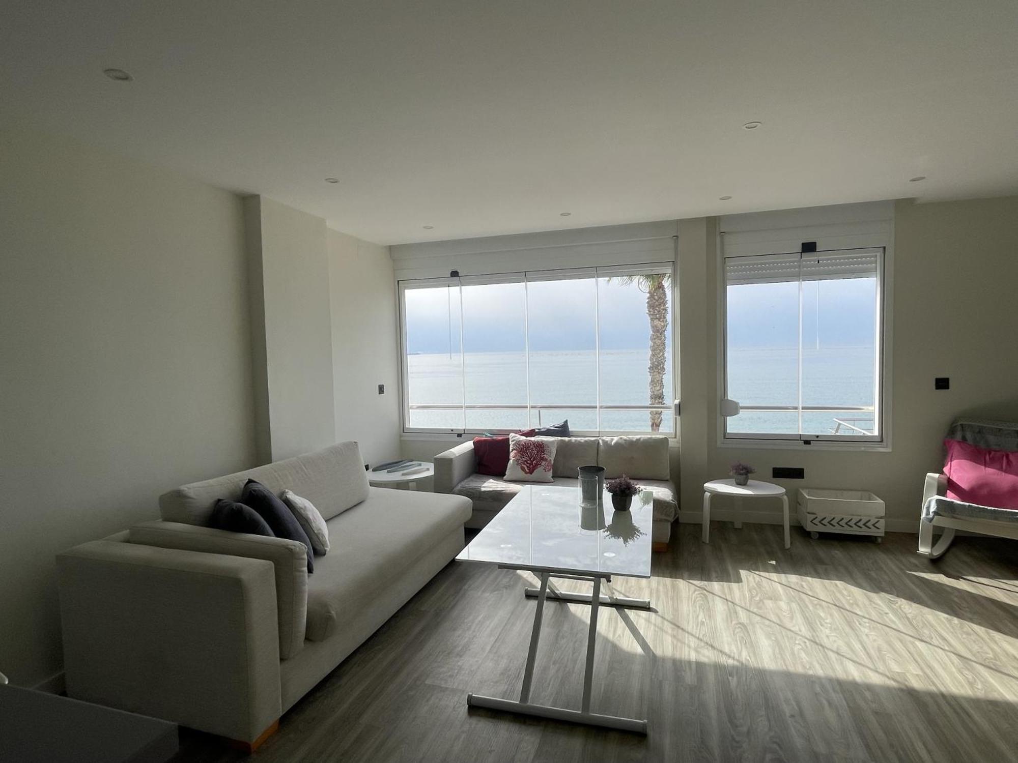 Moderno Piso Mirando Al Mar Apartment